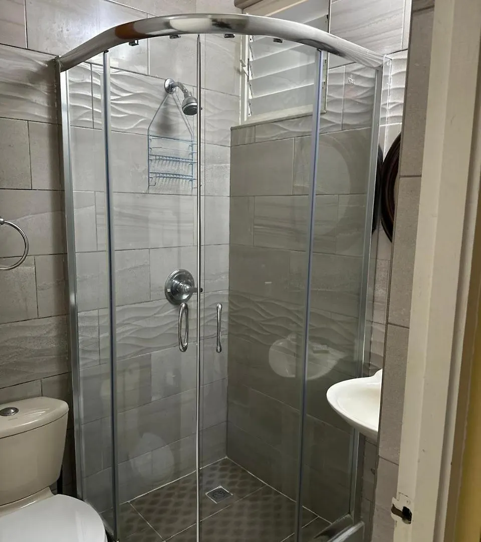 Sandcastle Resort Apartment E9 Ocho Rios Lejlighedshotel